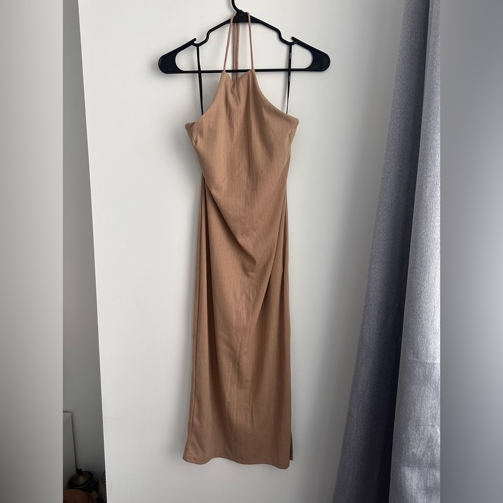 ♥️Forever 21 Tan Dress